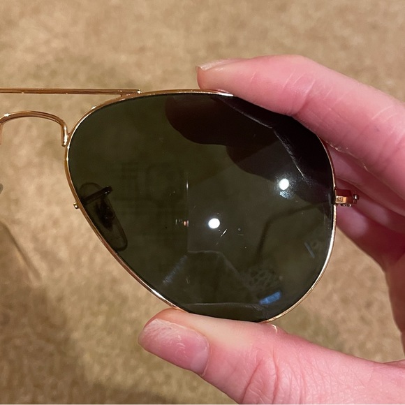 Ray-Ban Gold Aviator Sunglasses - Picture 11 of 16